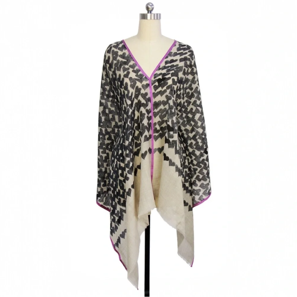 Wool & Silk Heart Print Scarf – Lightweight, Luxe & Soft - Picture 5 of 6